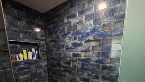 10631 Rolling Hills Dr