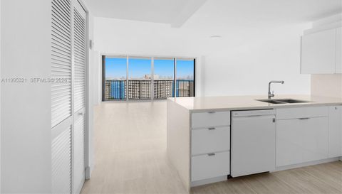 1450 Brickell Bay Dr