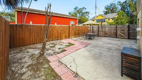 2801 W SAN ISIDRO STREET
