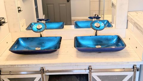 226 N Orchard Farms Ave