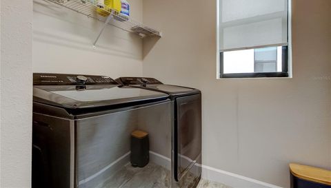 204 N MANHATTAN AVENUE