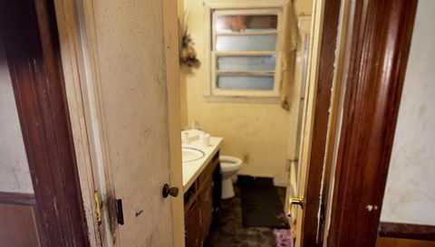 3126 Farrington Point Rd