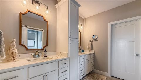 506 Silver Lake Court