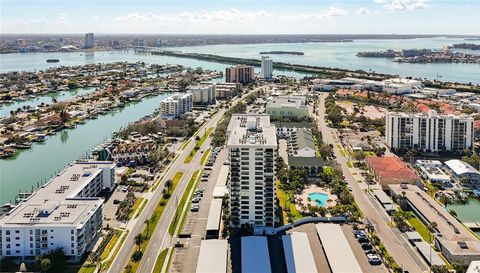 400 ISLAND WAY