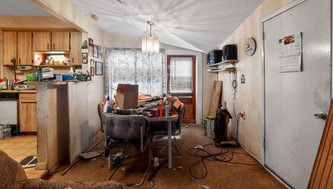 1508 W River Shore Way