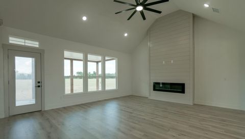 7901 Pecan Road