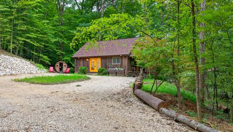 3380 Helmsburg Rd