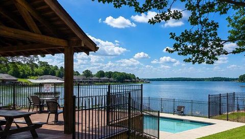 12367 Pebble View Dr