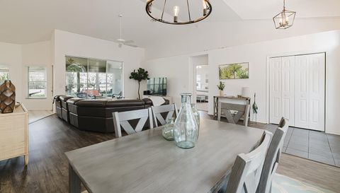 240 N Country Club Dr