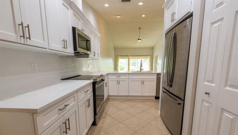 12235 SW KINGSWAY CIRCLE