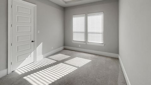 16807 Hemlock Grove Dr