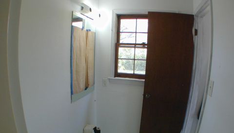 3417 Creekwood Dr SE