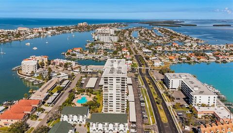 400 ISLAND WAY
