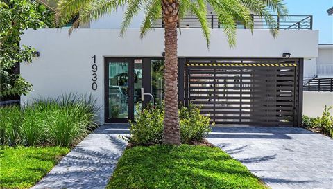 1930 Bay Dr Second Level Un