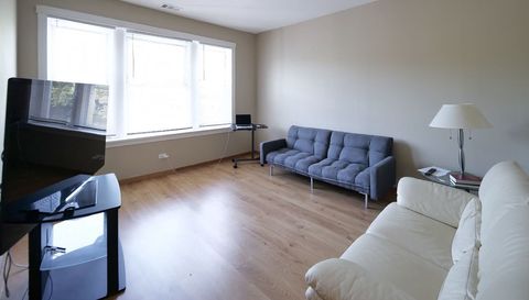 3256 N Elston Avenue