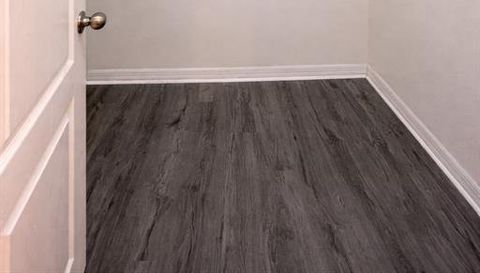 15342 OAK APPLE COURT