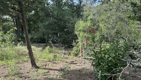 240 Private Rd 4601
