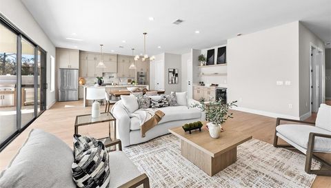 1326 W NEW HAMPSHIRE STREET