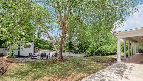 12328 Sandringham Pl