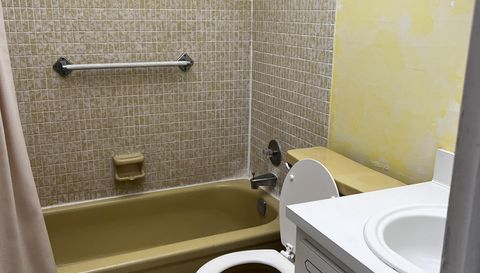 3250 NW 85th Ave APT 7