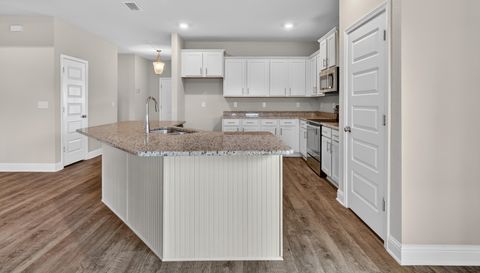 23118 Lieutenant Ave