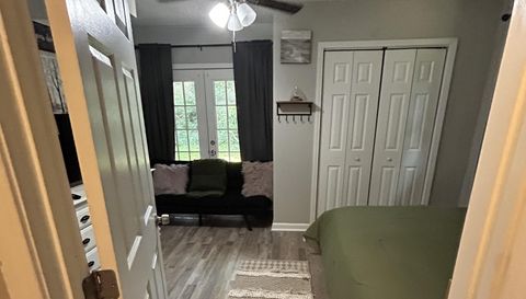 73 Arthur Anderson Rd