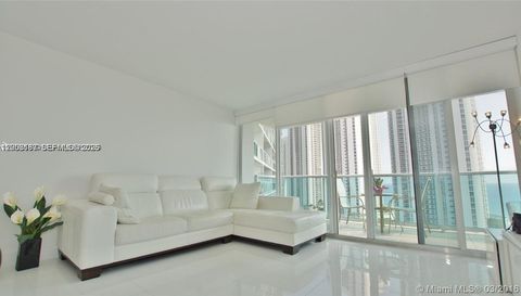 100 Bayview Dr