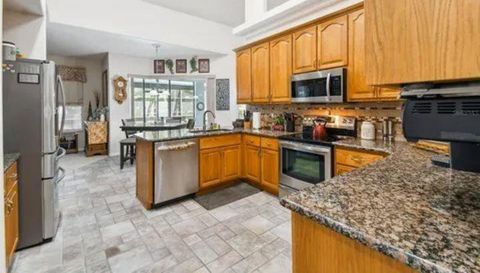1900 Griff Wood Ct