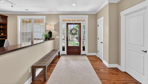 1625 River Bluffs Dr