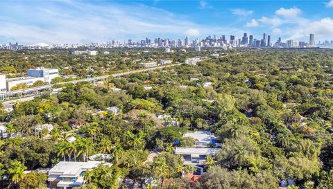 2496 - 2490 Abaco Avenue