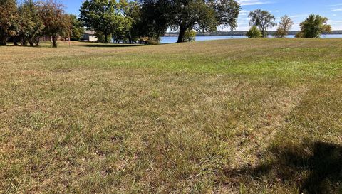 XXXXX N Lake Shore Drive