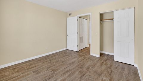 202 Red Maple Pl