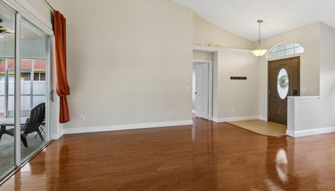 9334 Pontiac Dr