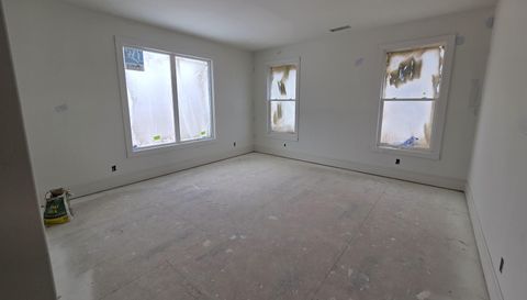 7048 Nichols Cove Dr