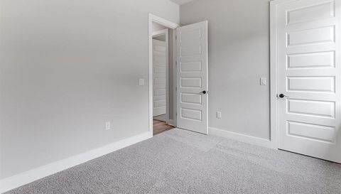 1255 Pecan Valley DR