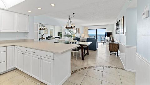 7520 RIDGEWOOD AVENUE