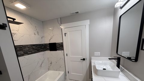 2122 SE 13th Terrace