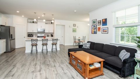 177 Sari St