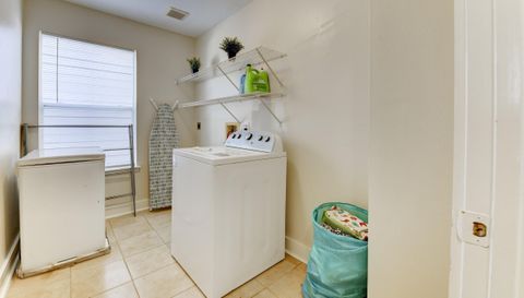 3818 E Traditions Ct