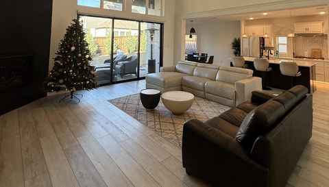 2832 Fountain Park Dr