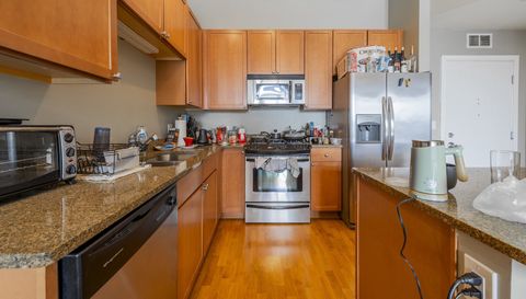 901 W Madison Street