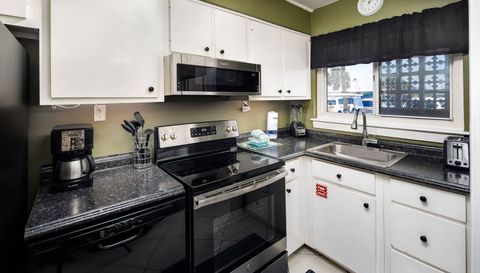 1530 Miracle Strip Pkwy SE 102A