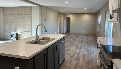 6008 Apple Wyrick Rd