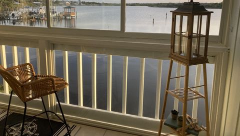 305 Ocean Marina Dr