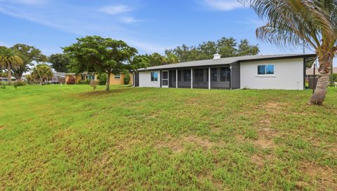 412 W Shade Dr