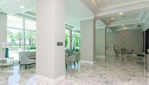 2501 N Ocean Dr