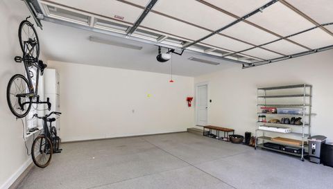 1625 River Bluffs Dr