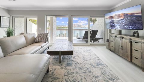 152 Marina Del Rey Ct