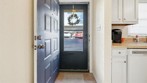 110 N TREMAIN STREET