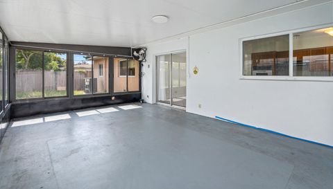 522 Wilshire Dr